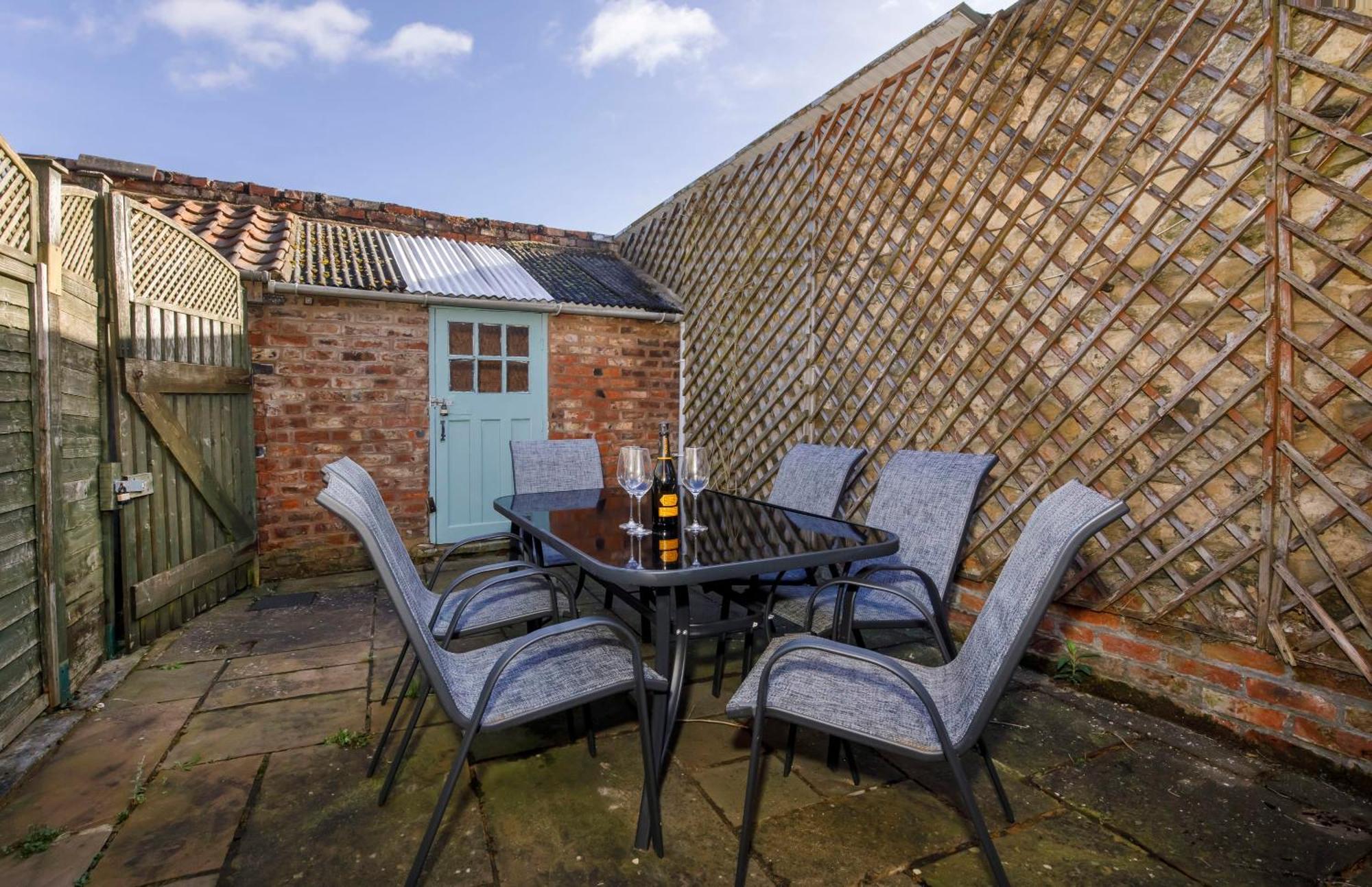 2 Bed, Pet Friendly Sleeps 6 In Norton Villa Norton  Eksteriør billede